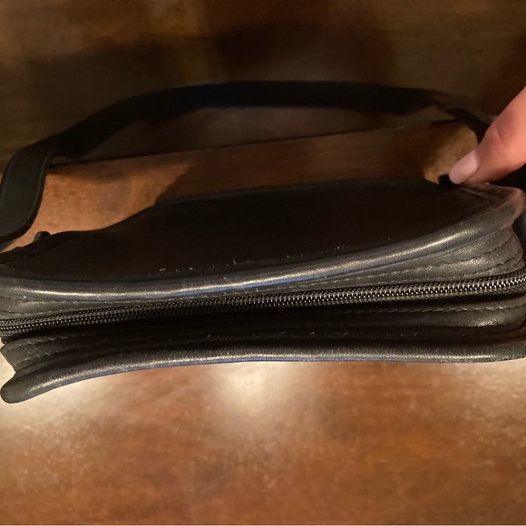 Vintage coach square purse with outside pocket - Picture 4 of 8